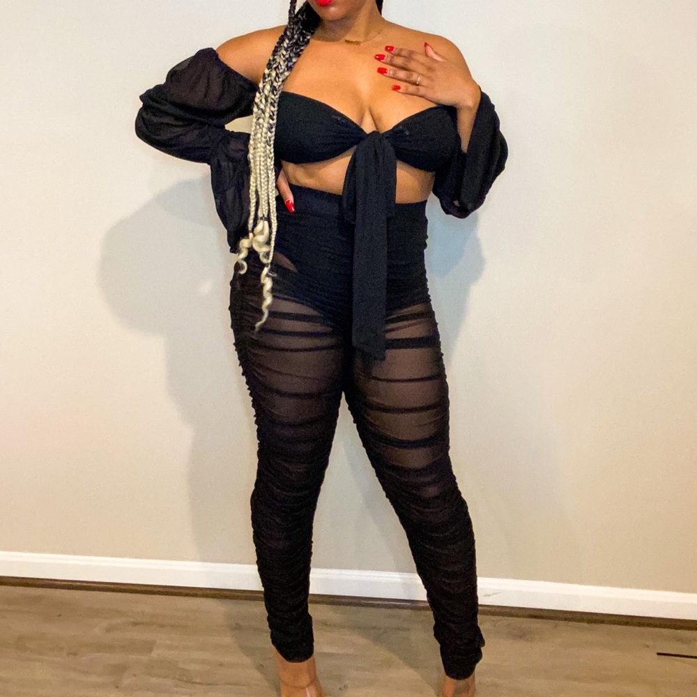 Black mesh ruched set
